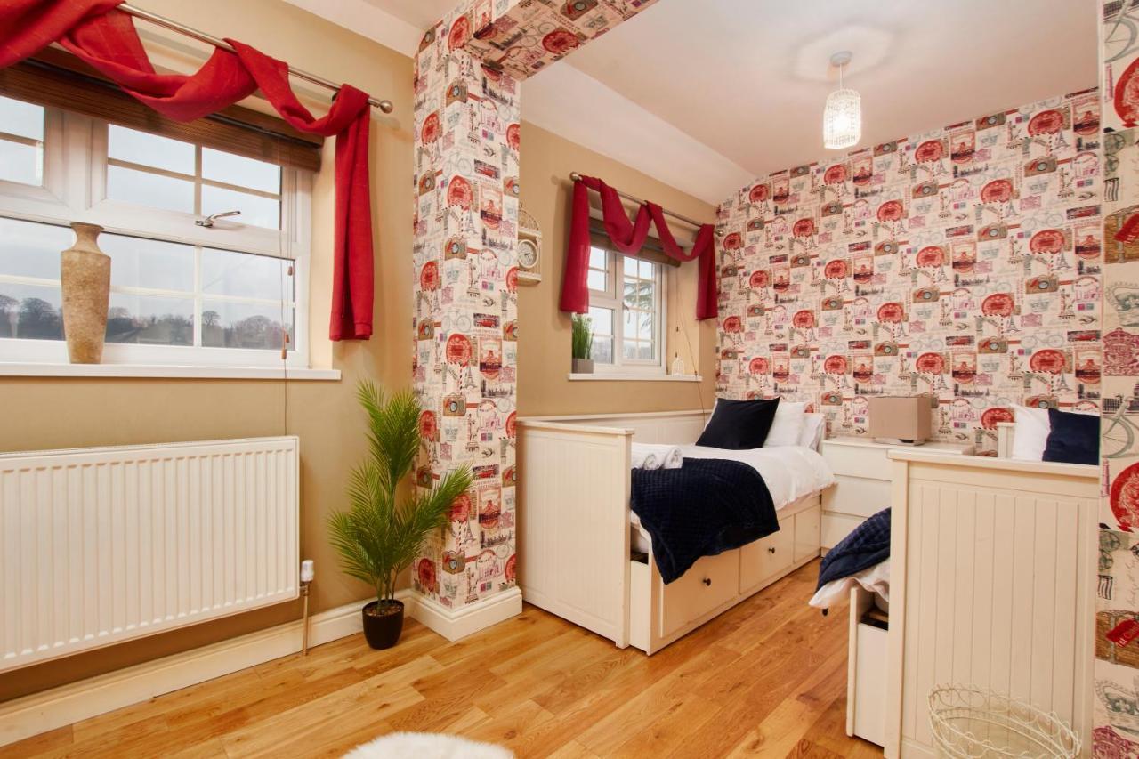 Homebird Property - Carter Knowle House Sheffield Room photo